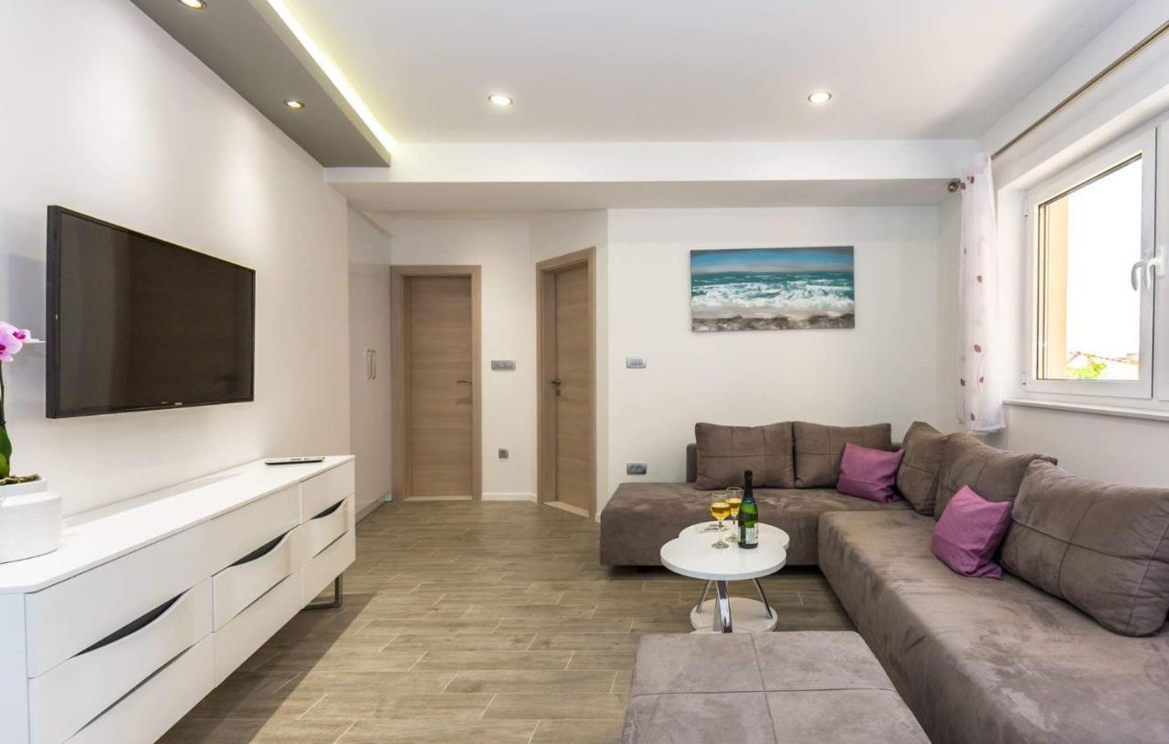 Apartman dva Makarska Buitenkant foto